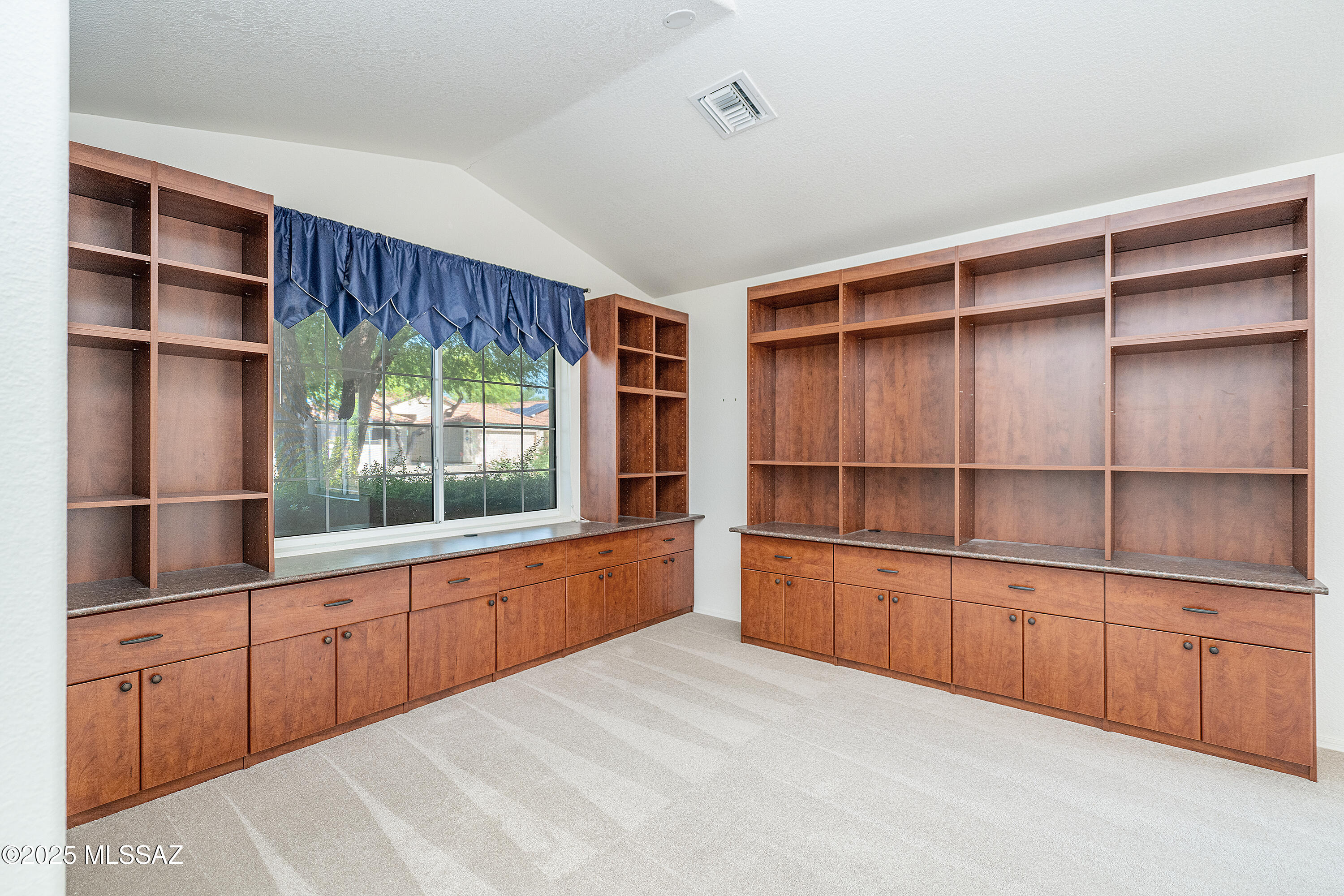 12324 N Mesquite Crest Way