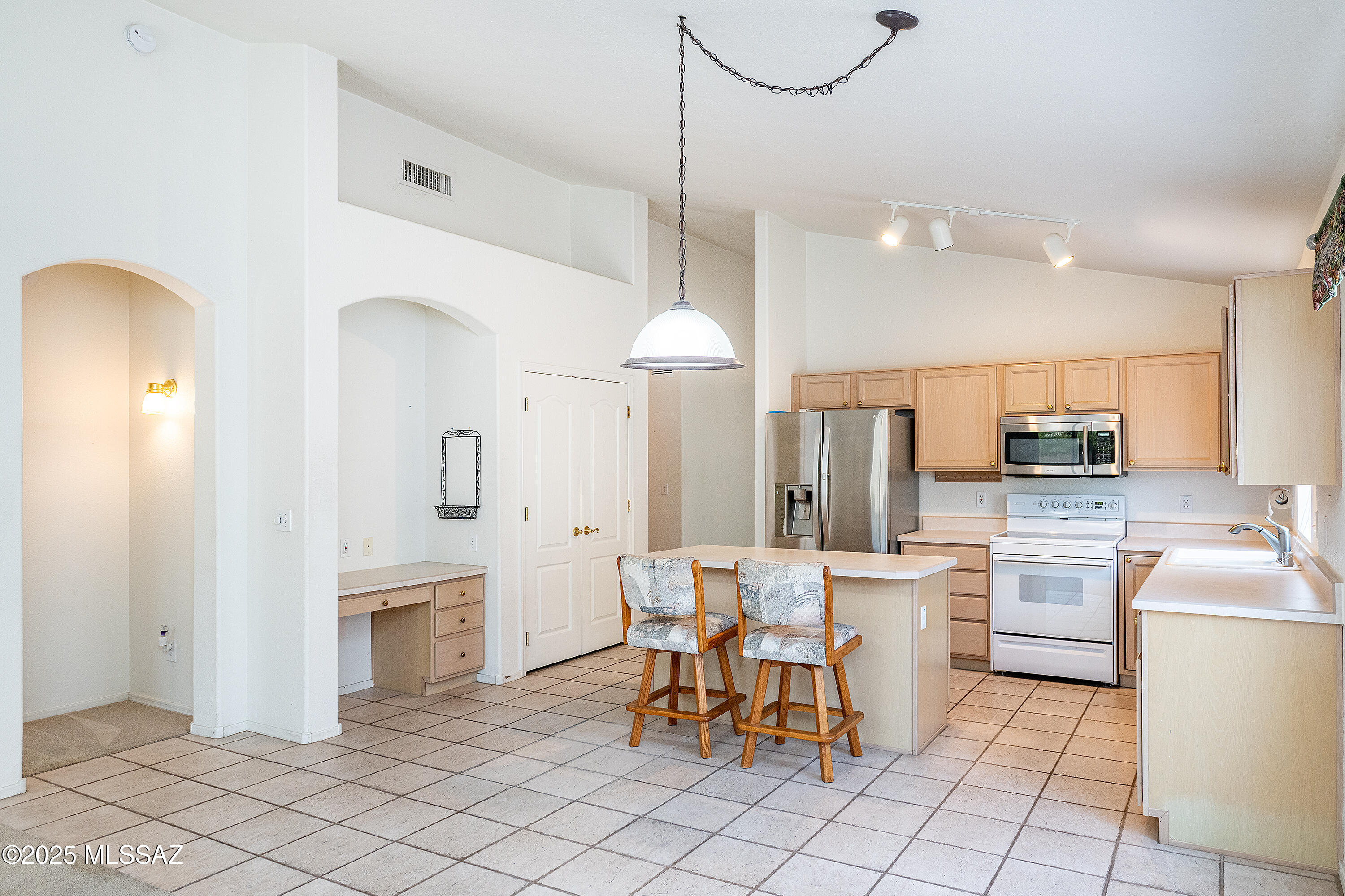 12324 N Mesquite Crest Way