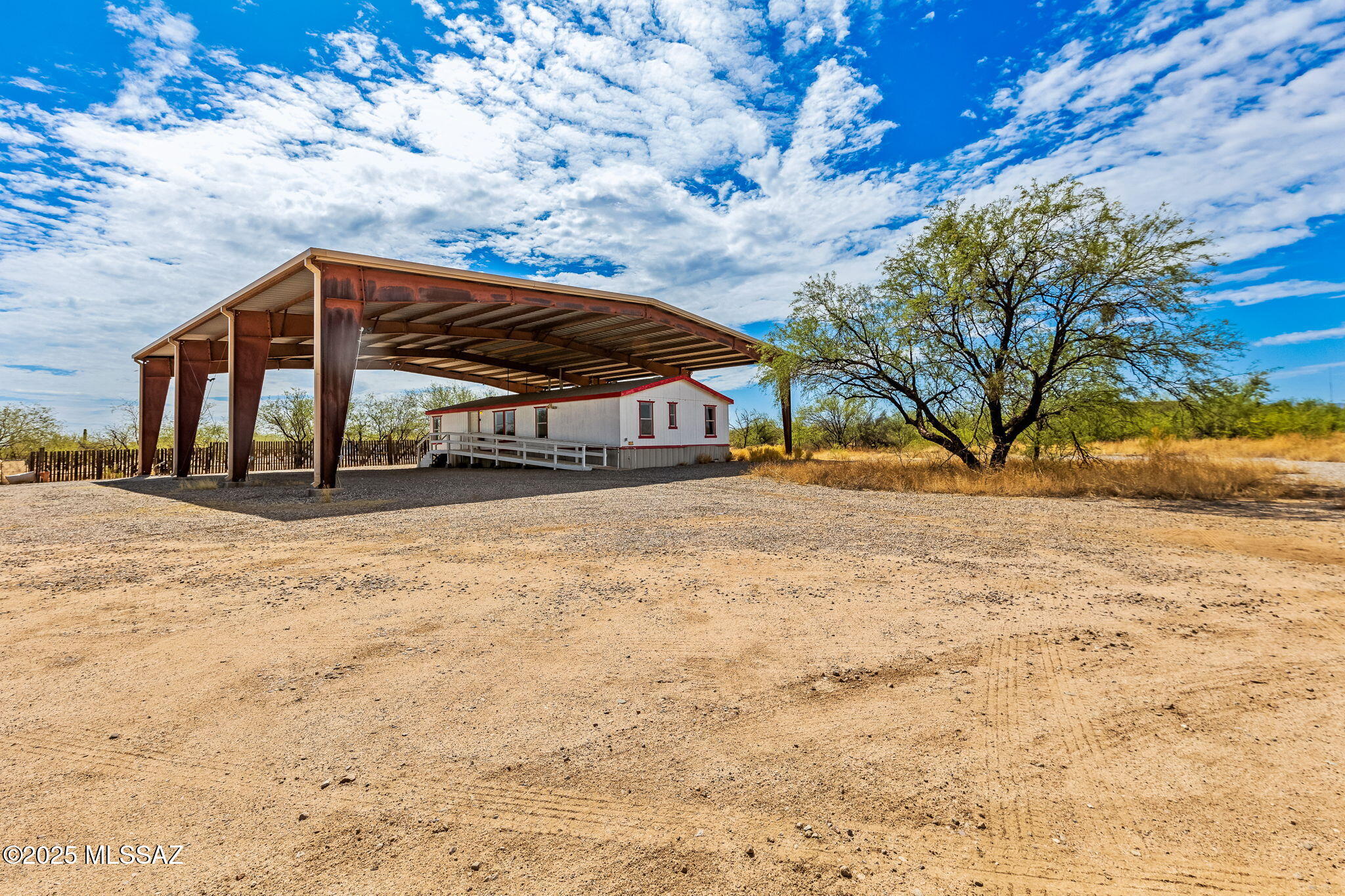 11777 W Camino Lucido