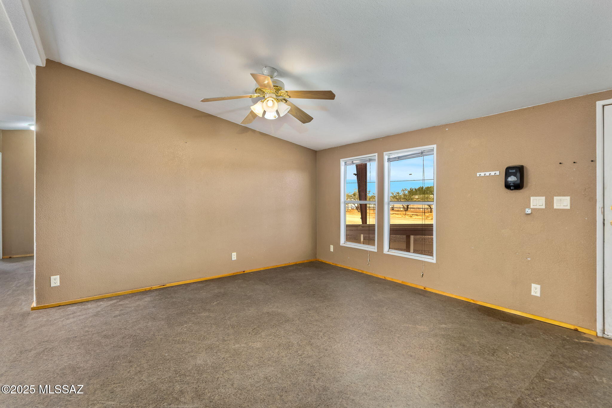 11777 W Camino Lucido