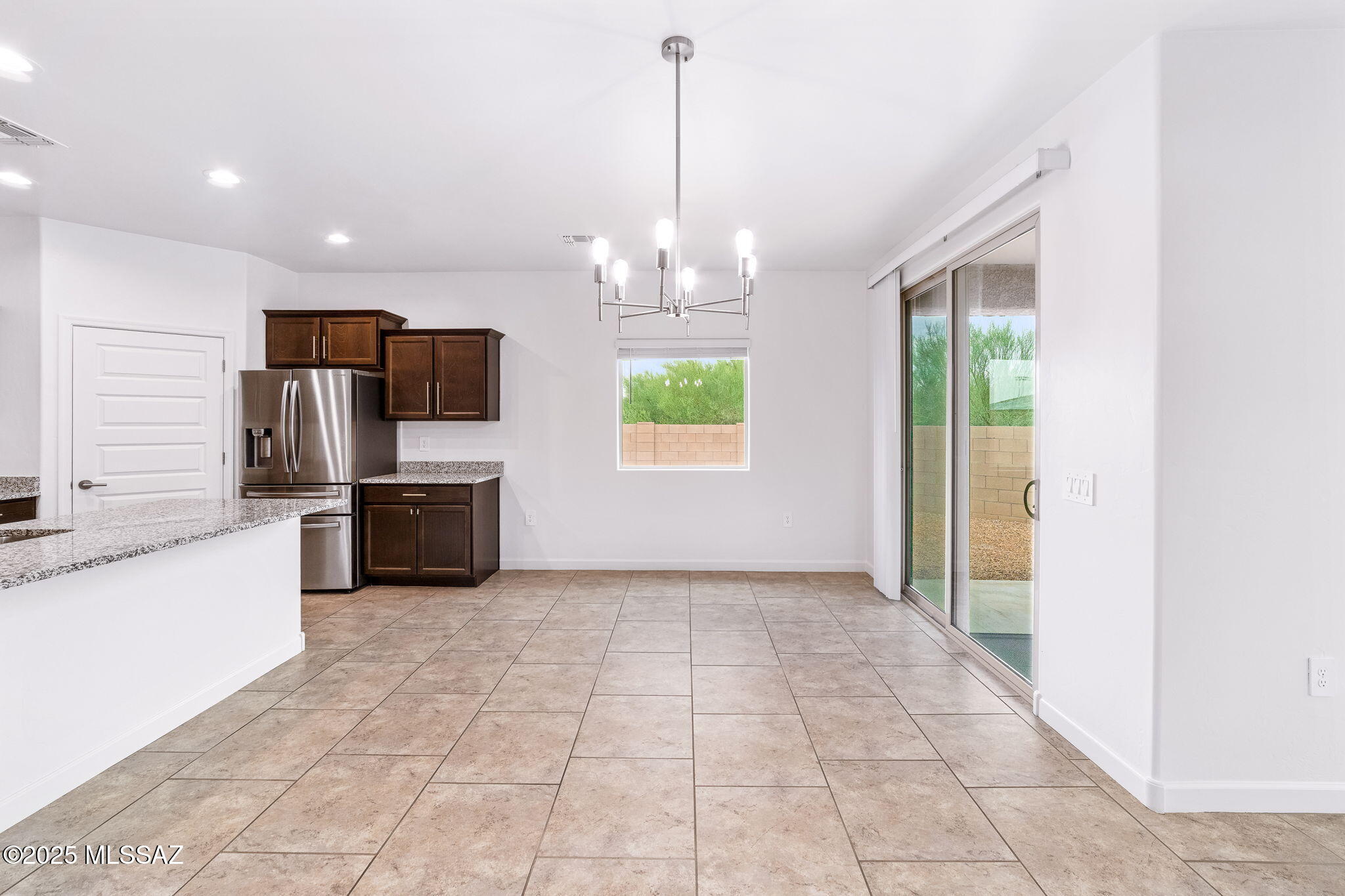 1121 W Meadow Groves Place