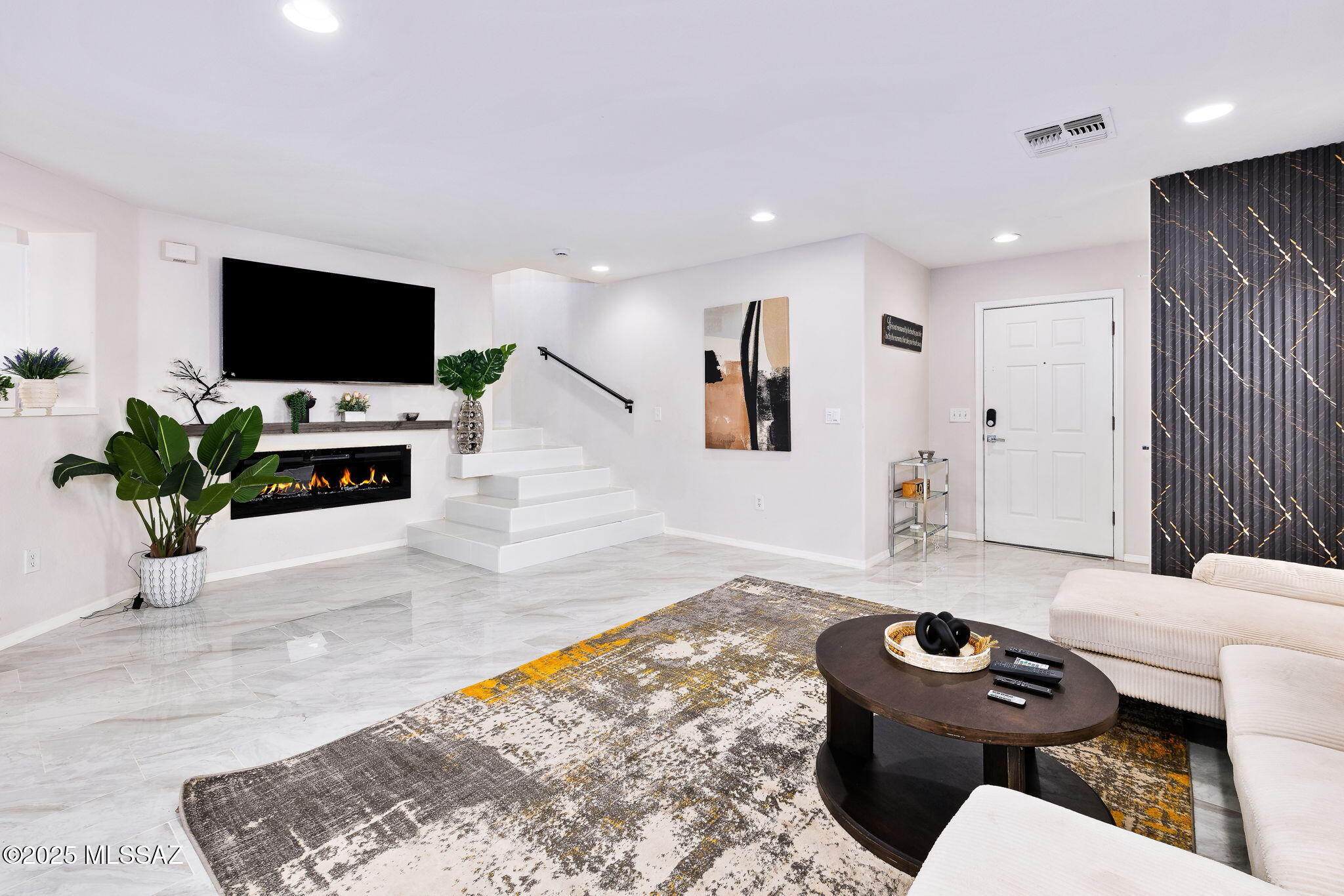 4852 E Orchard Grass Drive