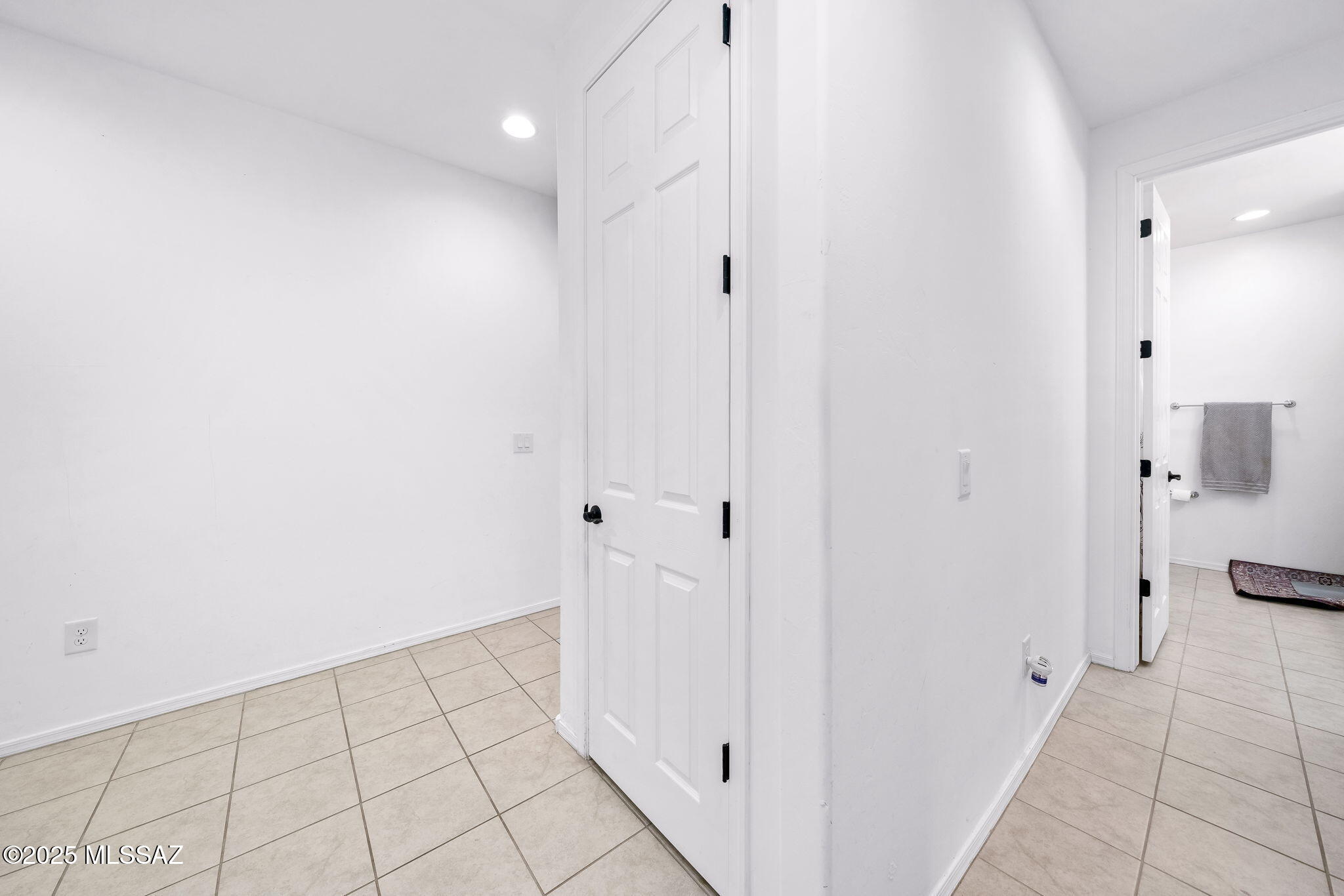 21476 E Treasure Road