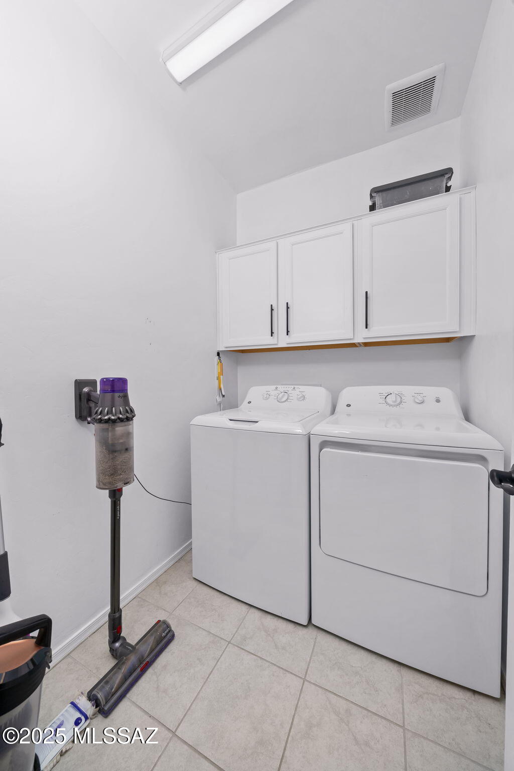 21476 E Treasure Road