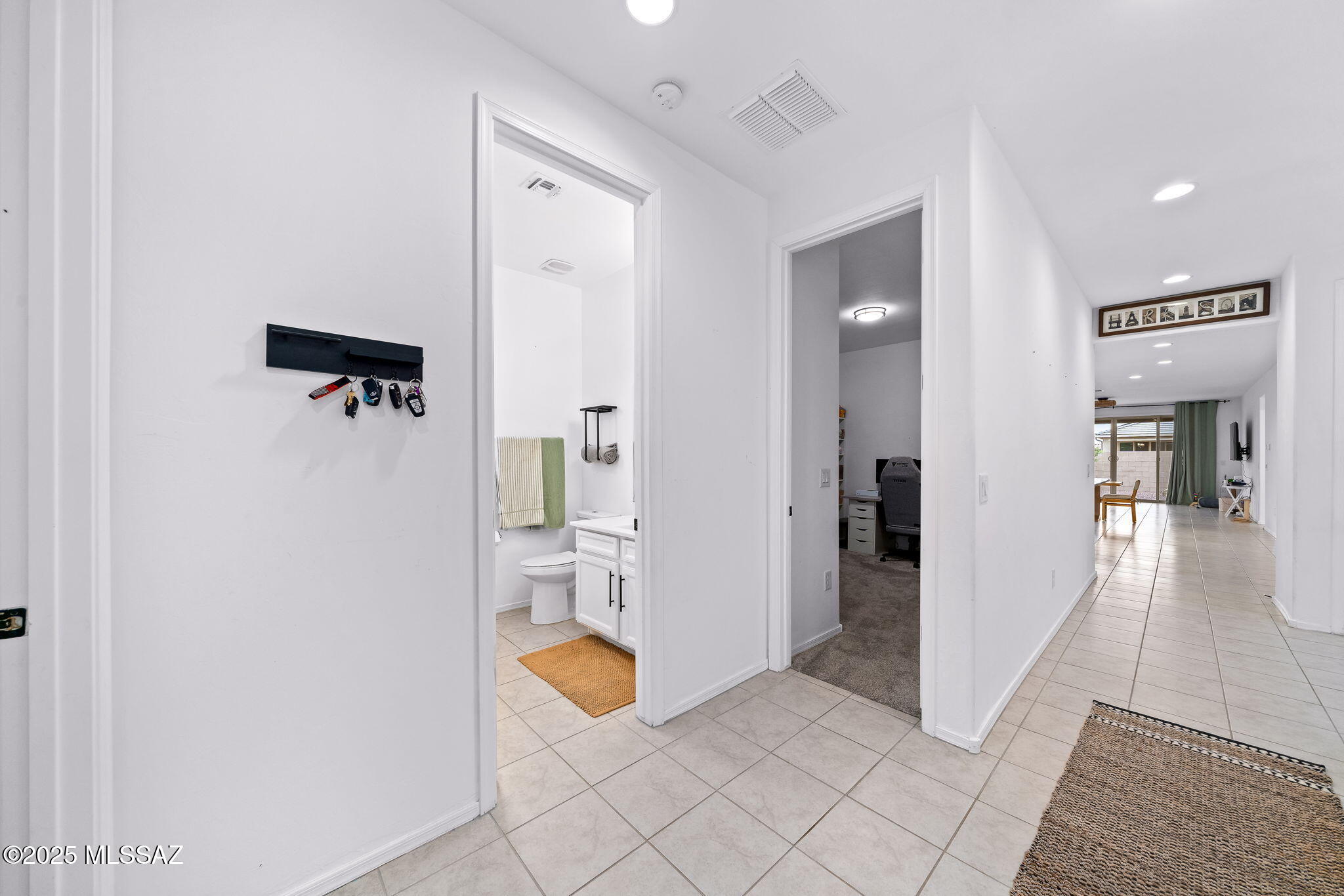 21476 E Treasure Road