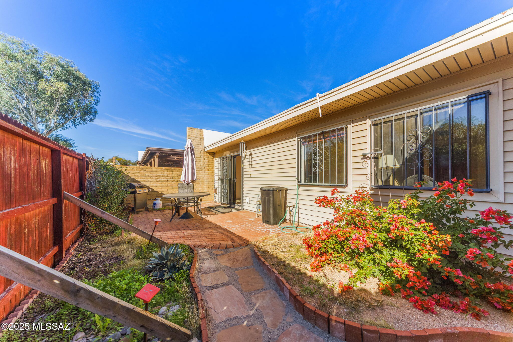 2825 W Jennie Lane