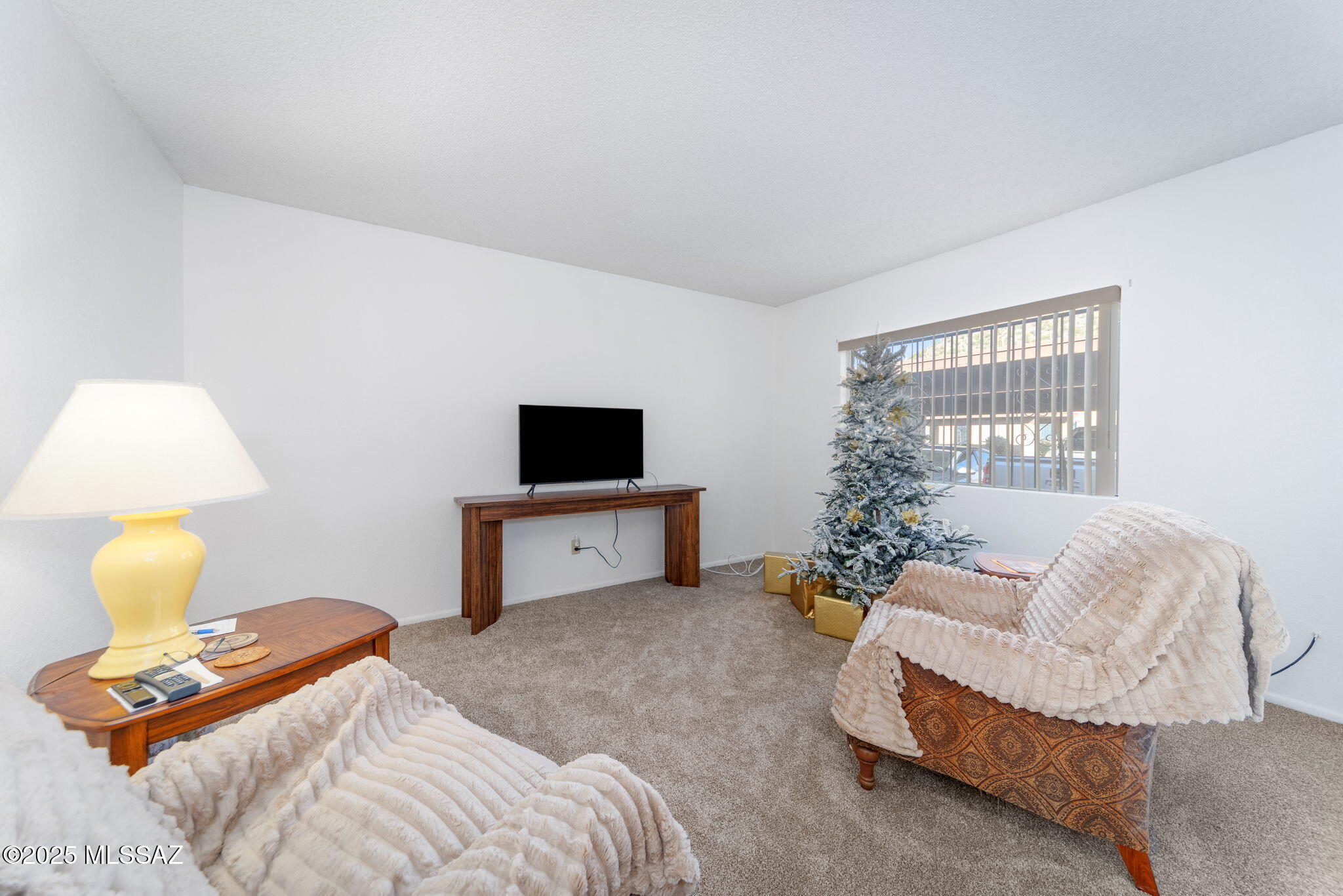 2825 W Jennie Lane