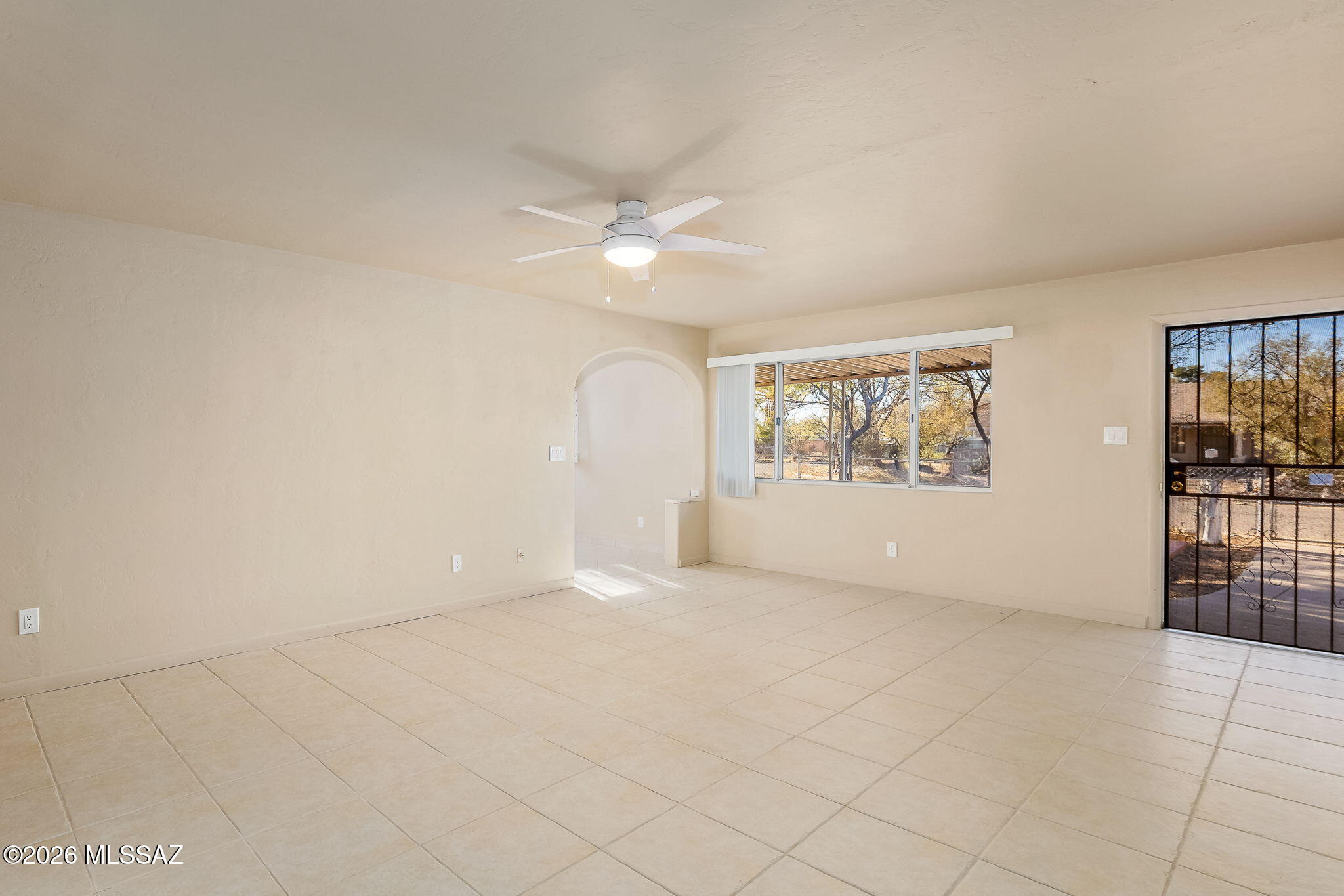 1941 S Cloverland Avenue