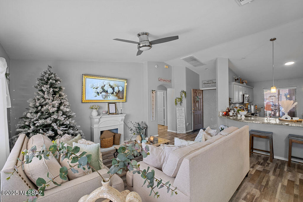 2661 W Windstar Place