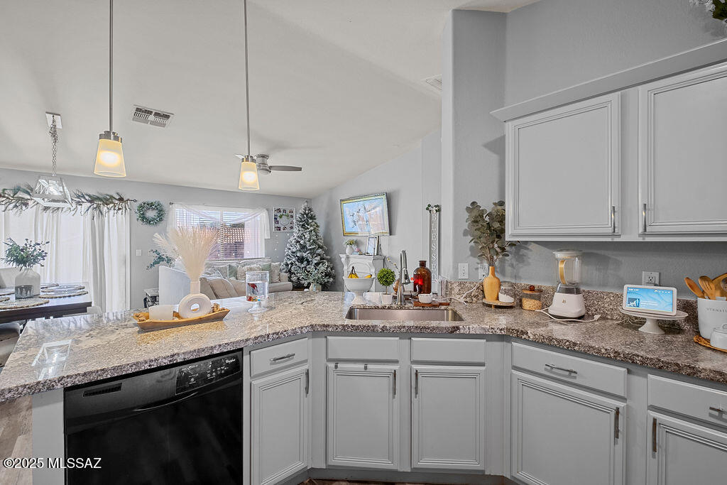 2661 W Windstar Place