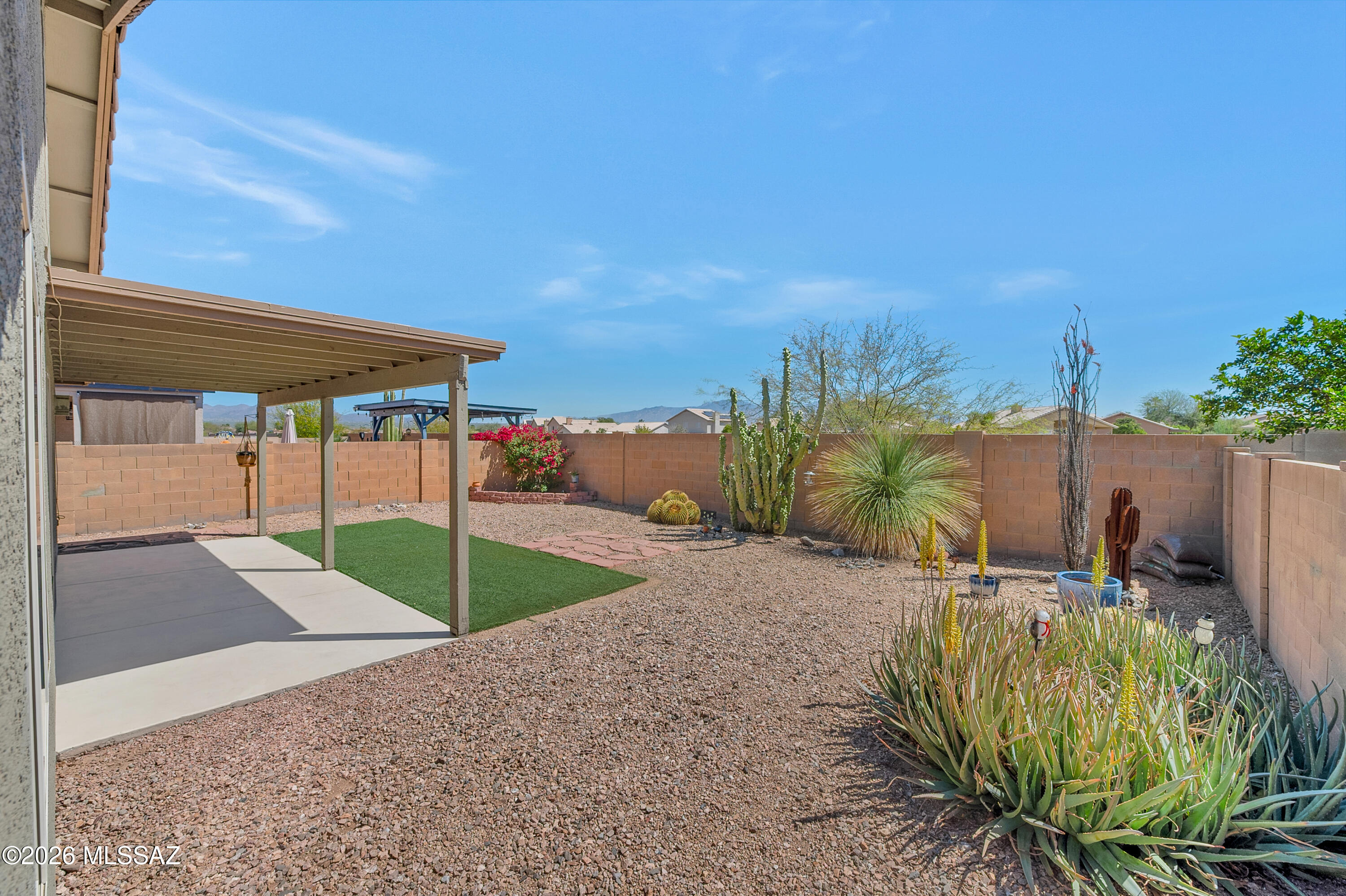 9008 N School Hill Drive