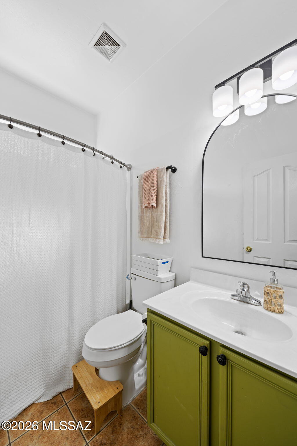 5732 W Cactus Garden Drive