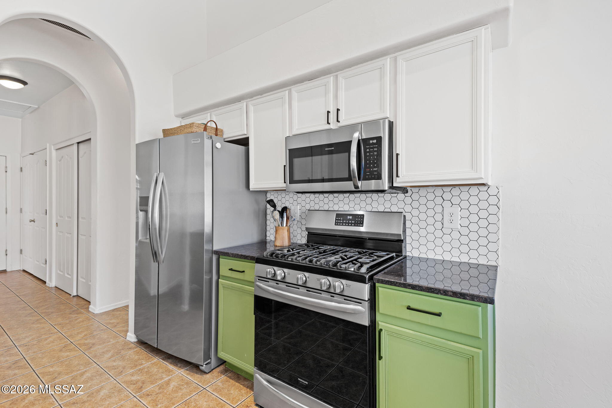 5732 W Cactus Garden Drive