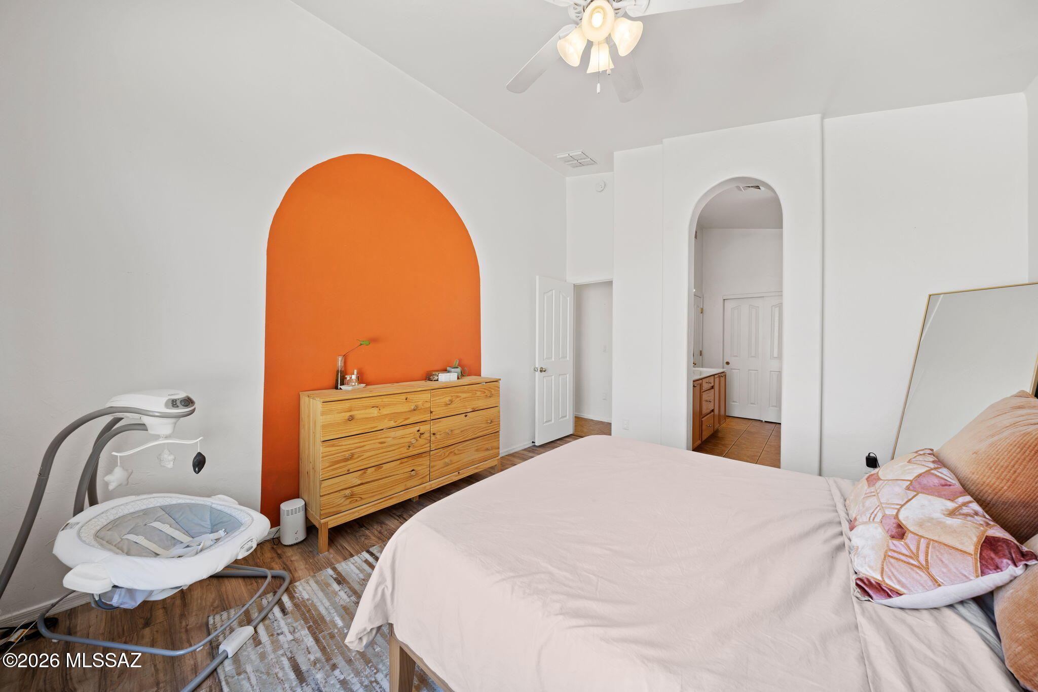 5732 W Cactus Garden Drive