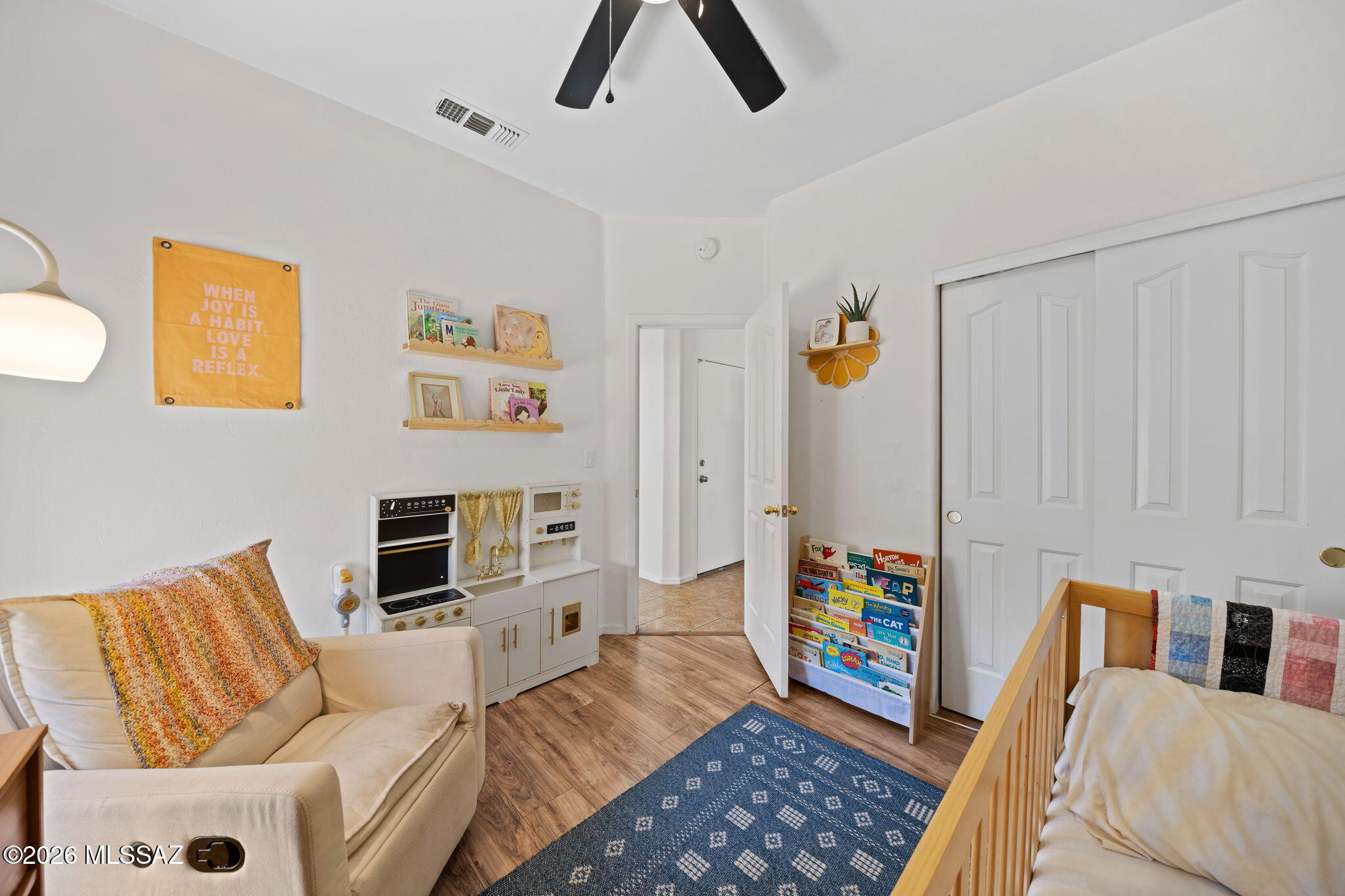 5732 W Cactus Garden Drive