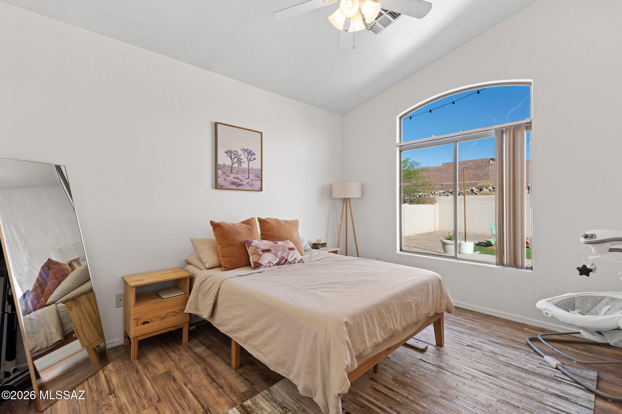 5732 W Cactus Garden Drive