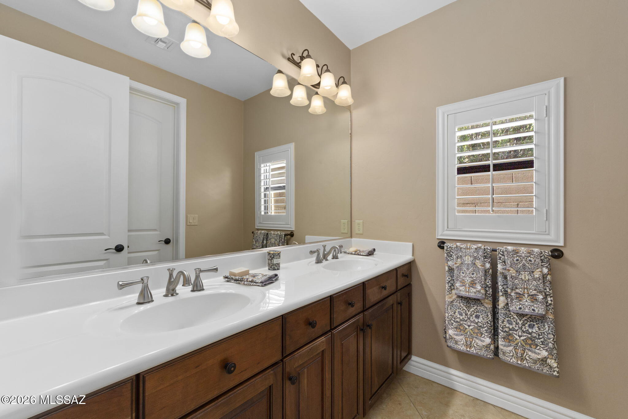 12301 N Golden Mirror Drive