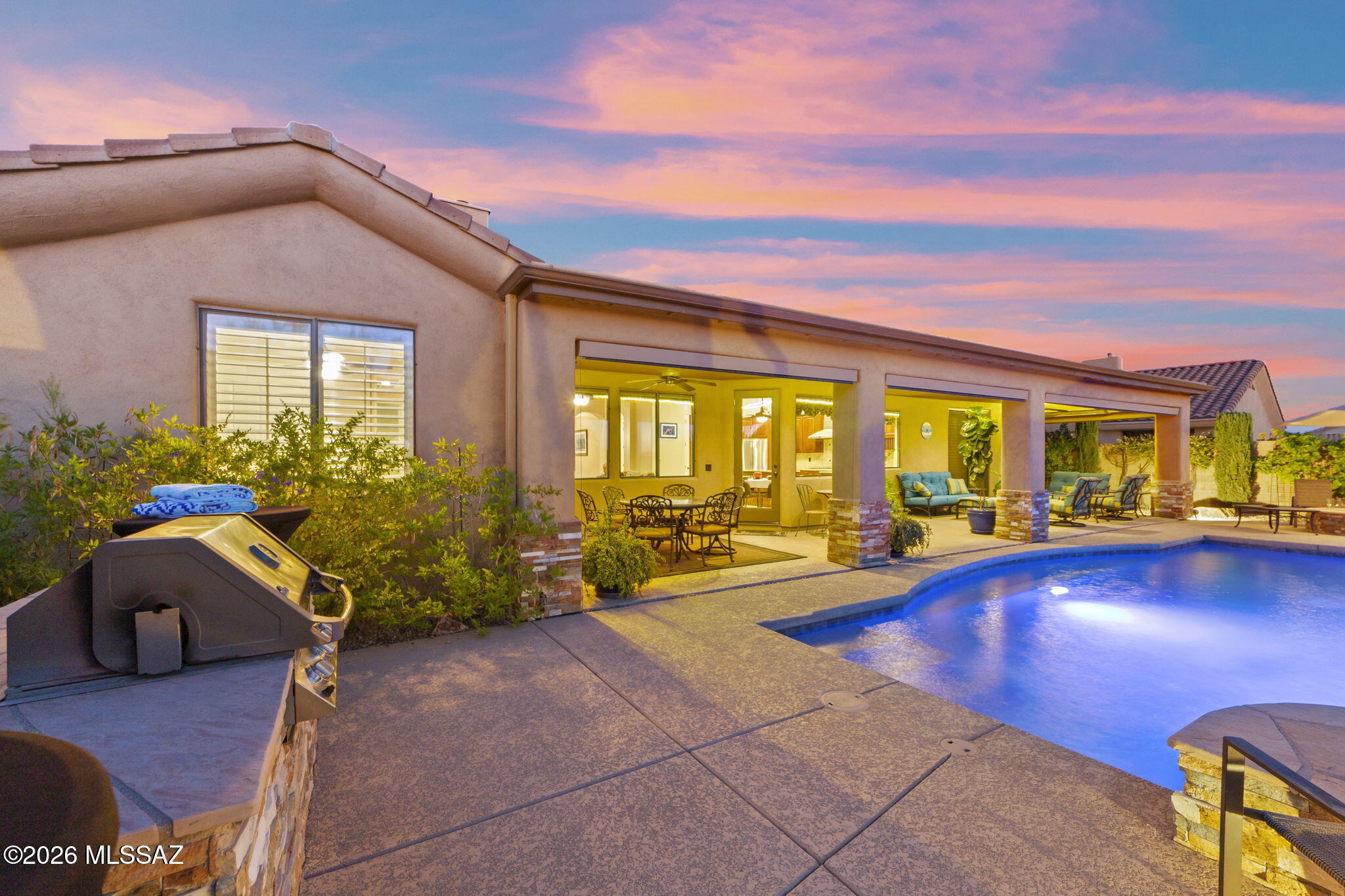 12301 N Golden Mirror Drive