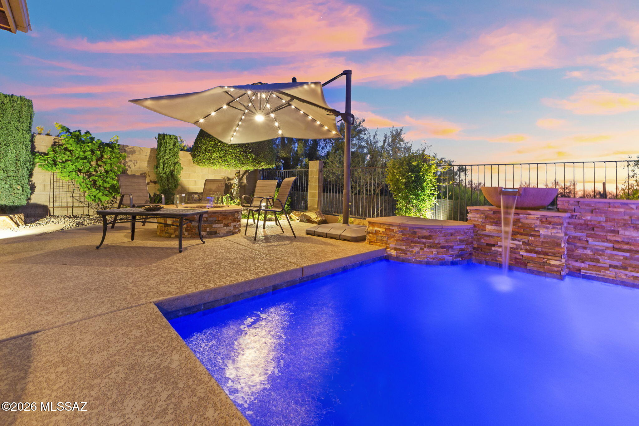 12301 N Golden Mirror Drive