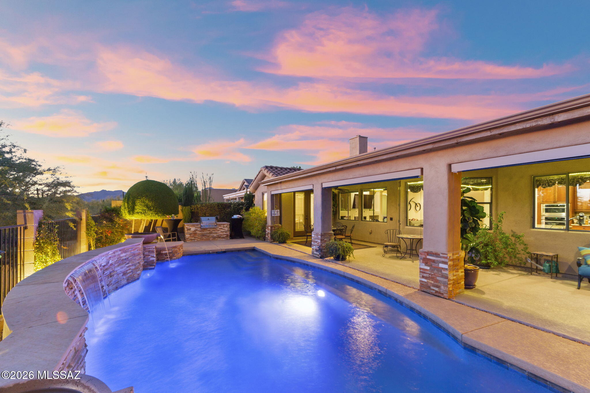 12301 N Golden Mirror Drive