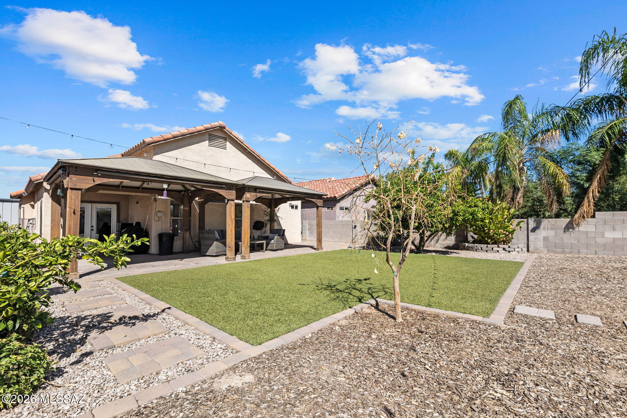 6441 W Wenden Way