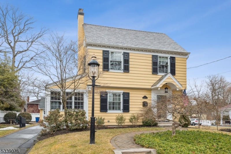 40 Georgian Rd