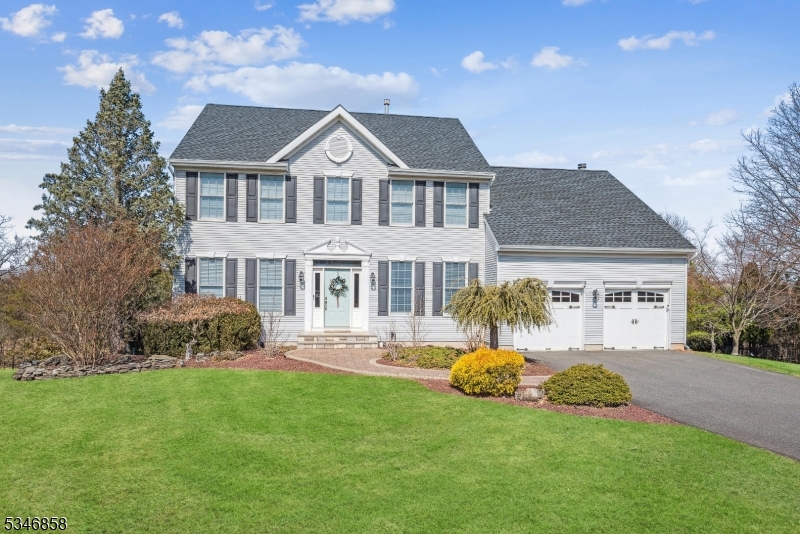 59 Blue Grass Blvd