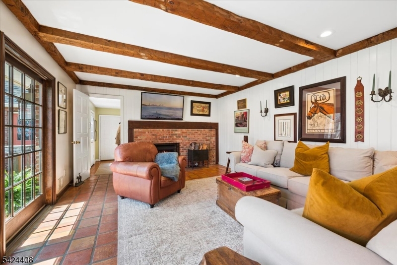 75 Farmersville Rd
