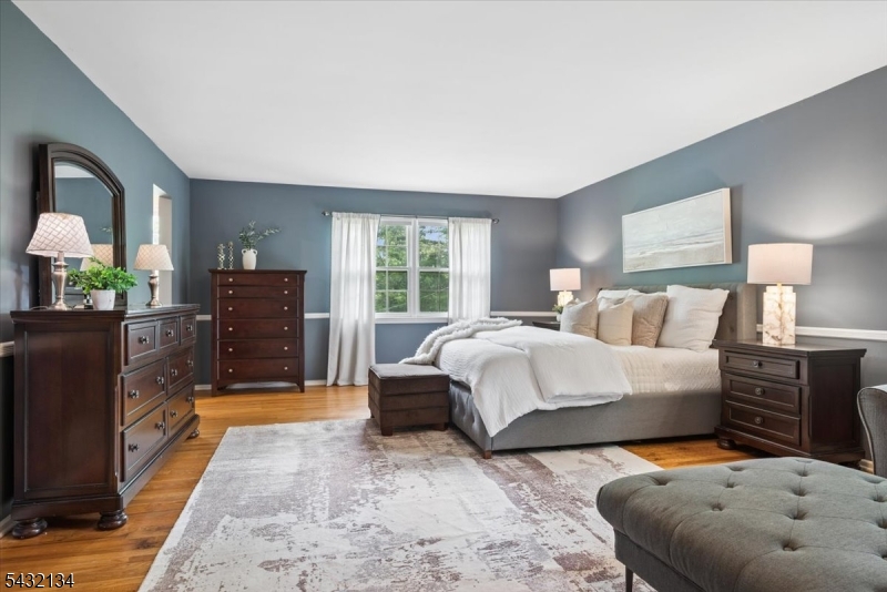 5 Blanchet Ct
