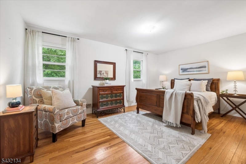 5 Blanchet Ct
