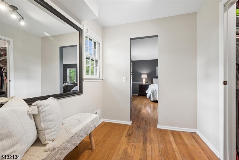 5 Blanchet Ct