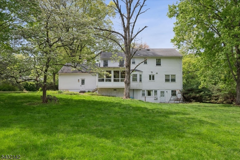 48 Walnut Cir