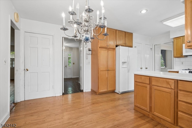48 Walnut Cir