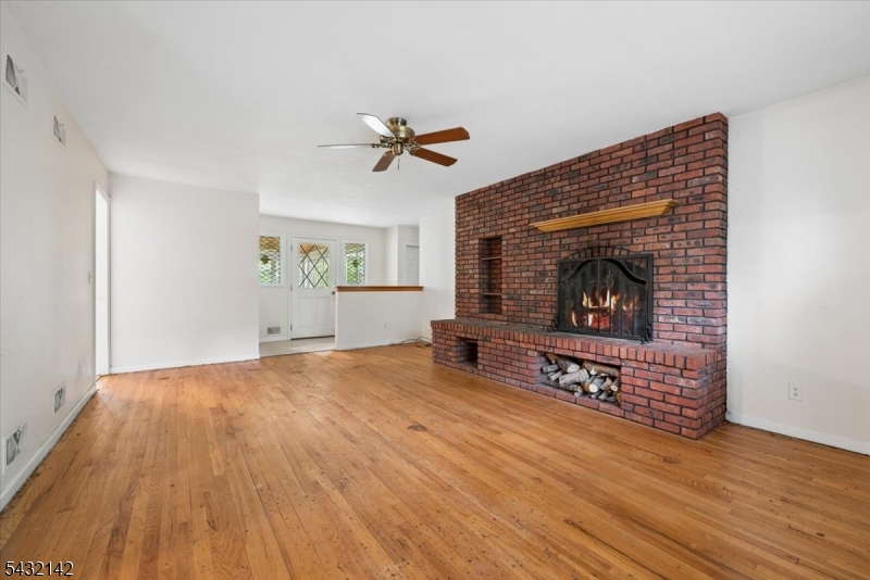 48 Walnut Cir