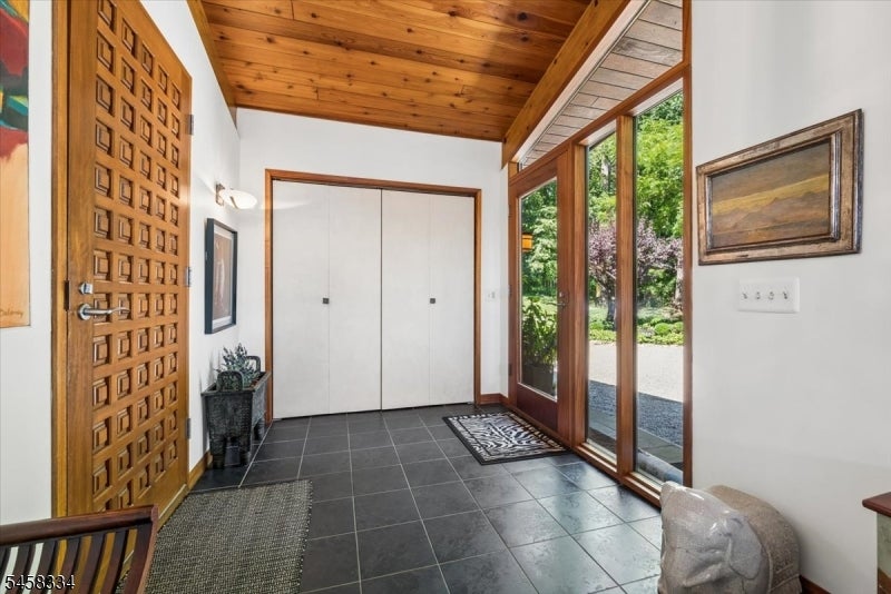 15 Palatine Rd
