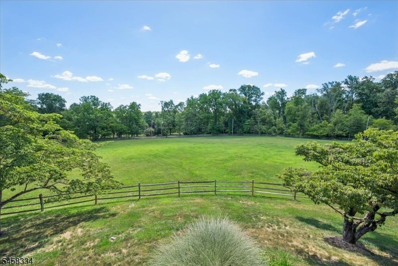 15 Palatine Rd