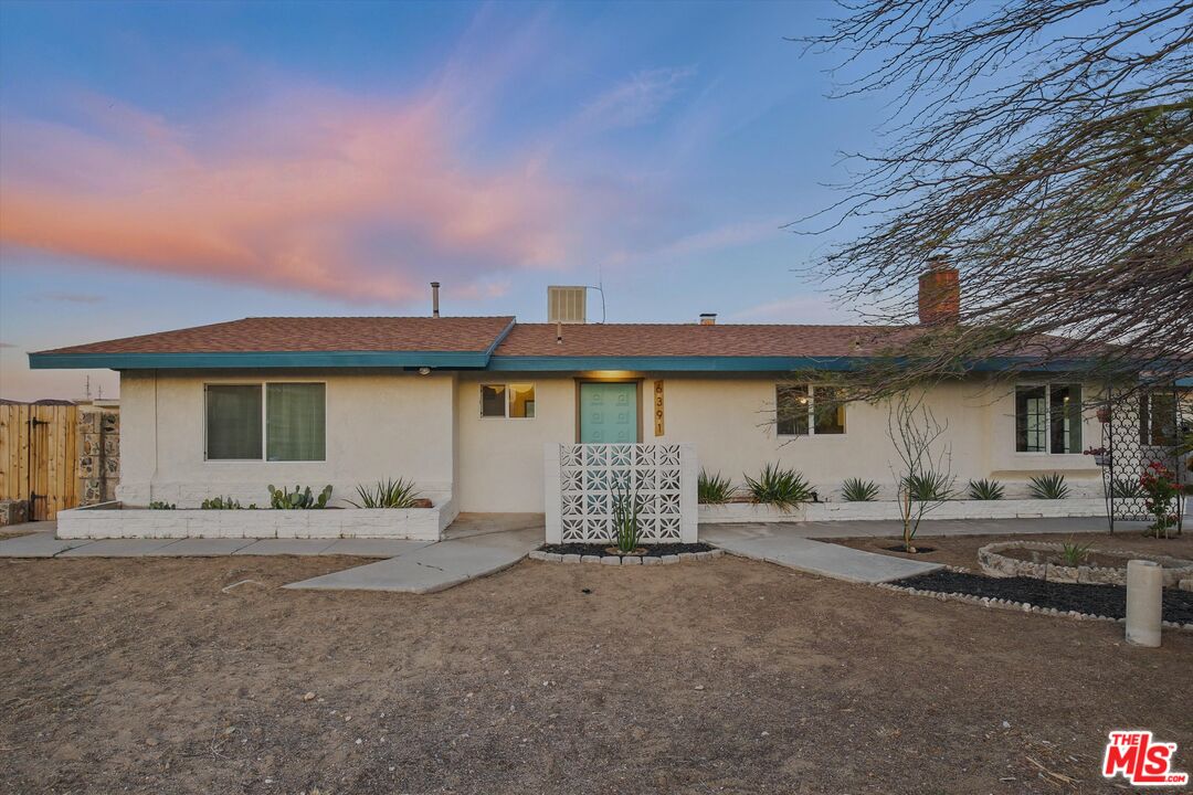 6391 Ruth Dr