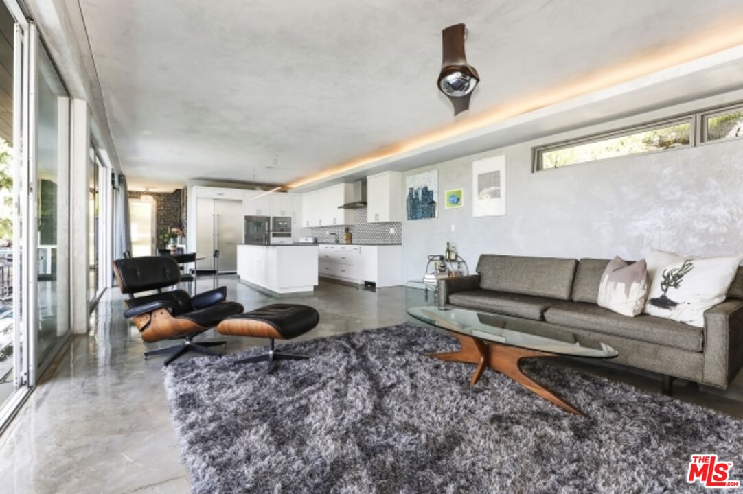 11462 LAURELCREST RD