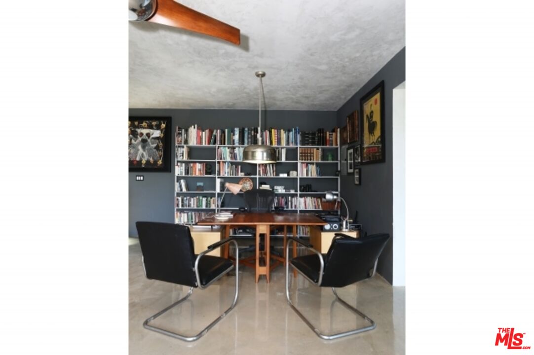 11462 LAURELCREST RD