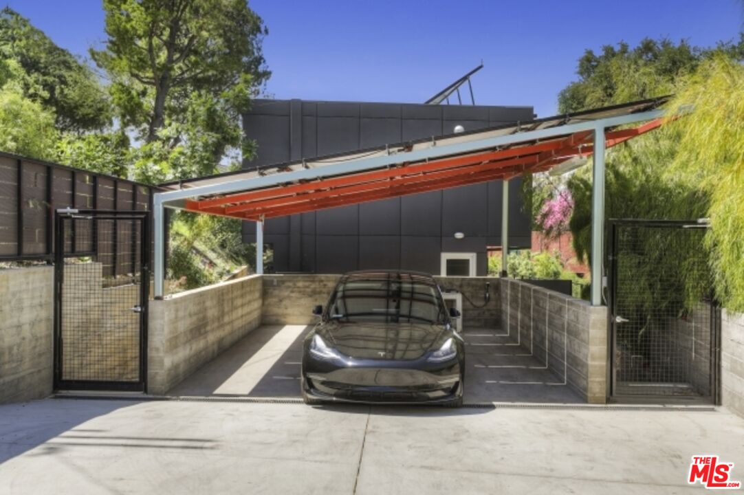 11462 LAURELCREST RD