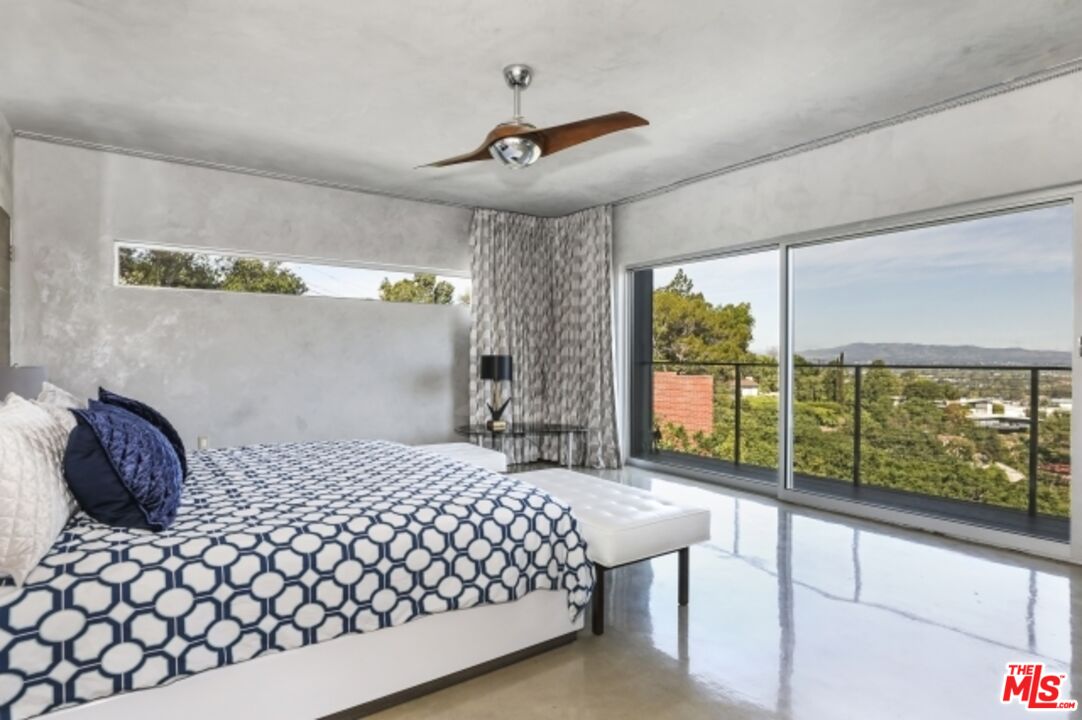 11462 LAURELCREST RD