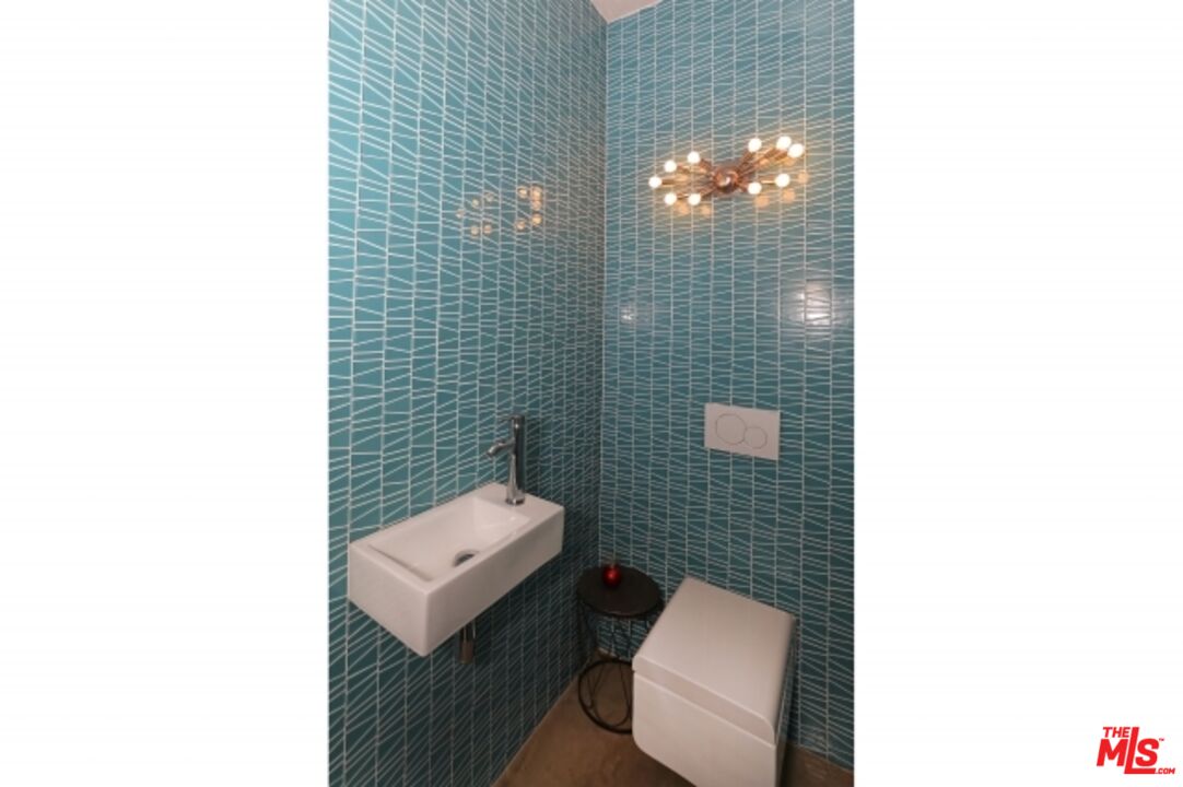 11462 LAURELCREST RD