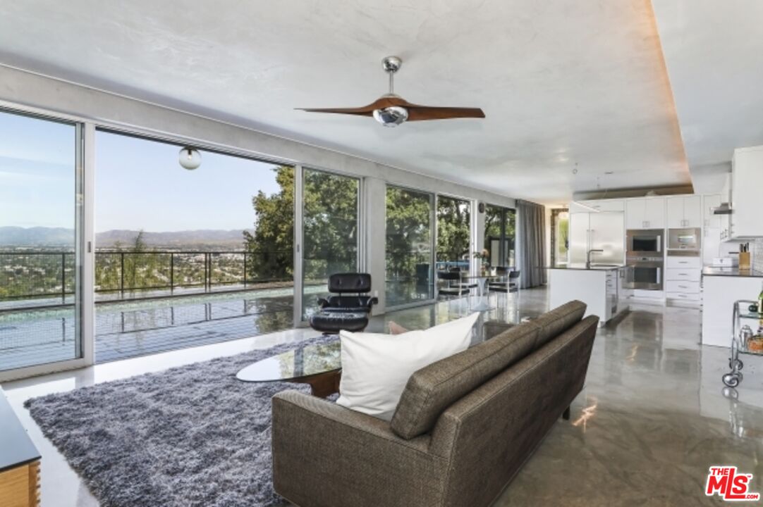 11462 LAURELCREST RD