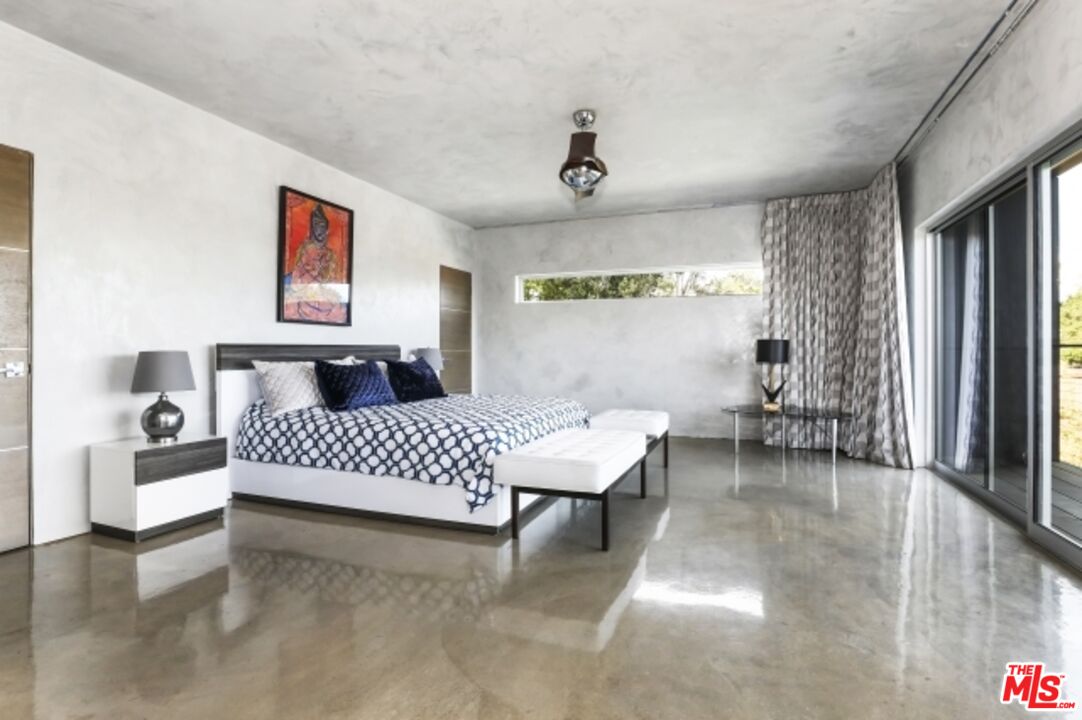 11462 LAURELCREST RD