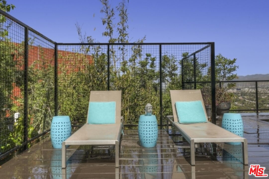 11462 LAURELCREST RD