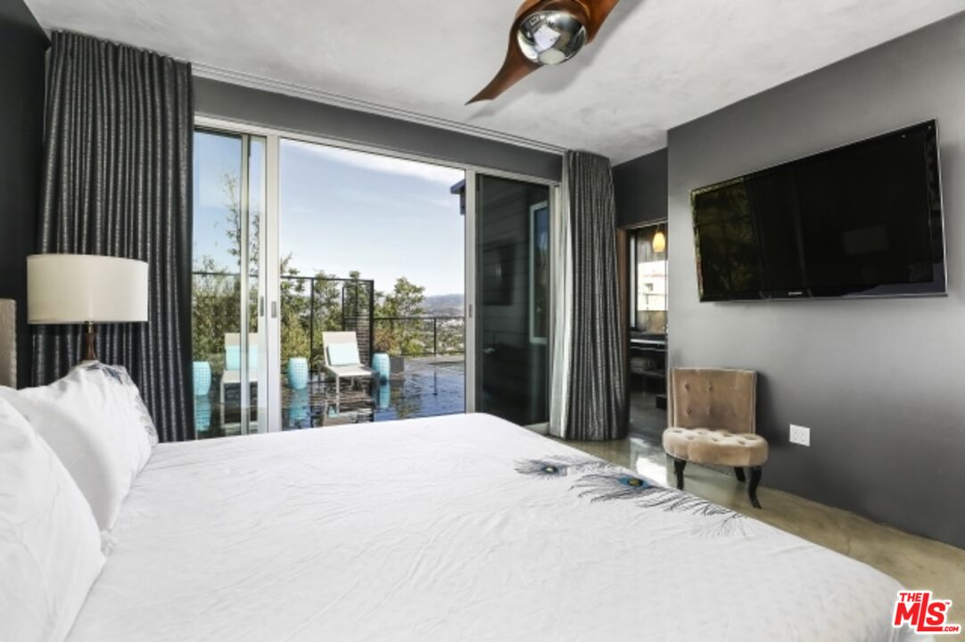 11462 LAURELCREST RD