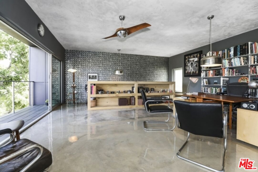 11462 LAURELCREST RD