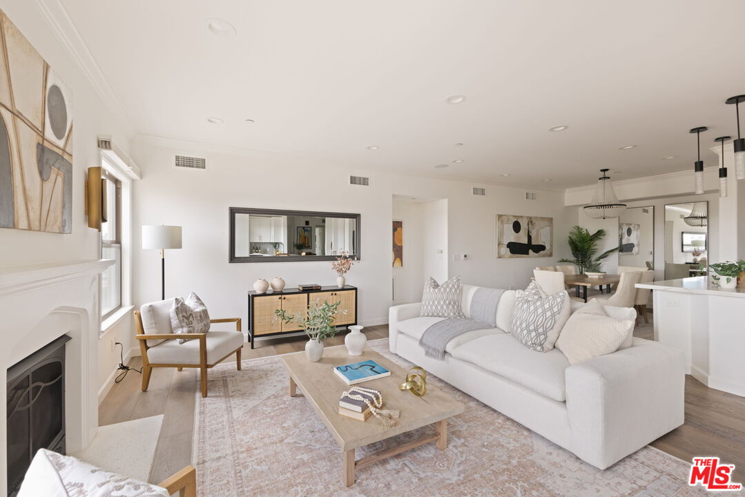 432 S Willaman Dr Unit: 401