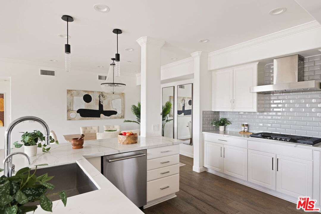 432 S Willaman Dr Unit: 401