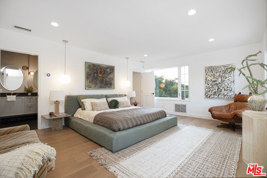 1411 Wellesley Dr